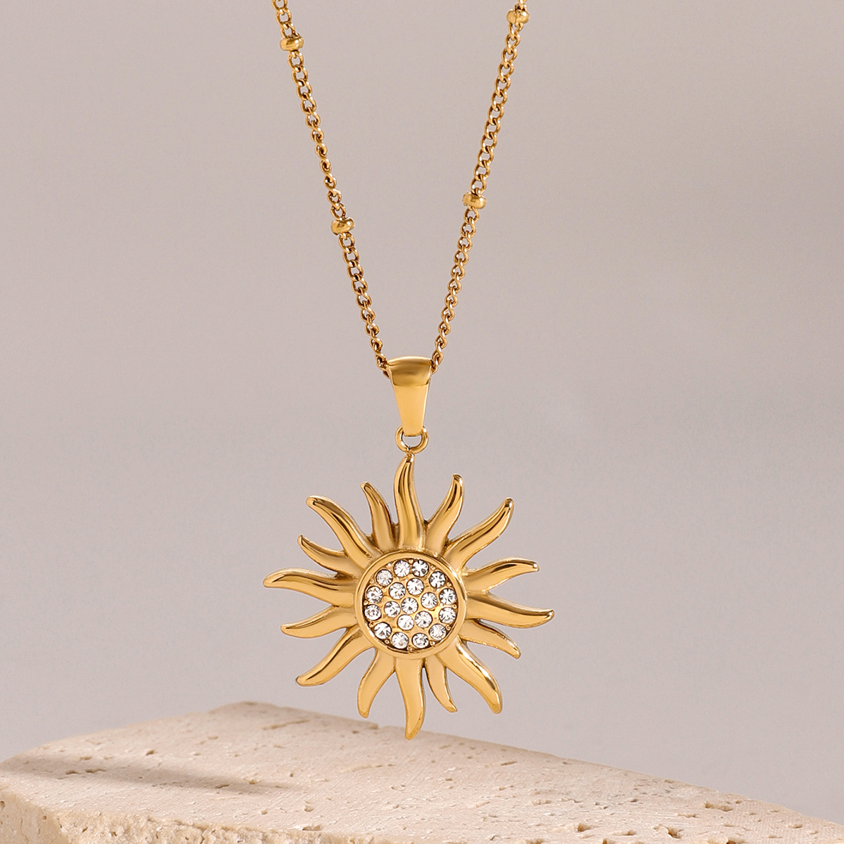 1 Piece Simple Series Punk Sun Stainless Steel 18K Gold Plated Rhinestone Women's Pendant Necklaces 